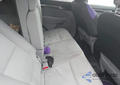 2012 Kia Sorento Lx z USA, uszkodzony, nr VIN 5XYKT3A62CG259513